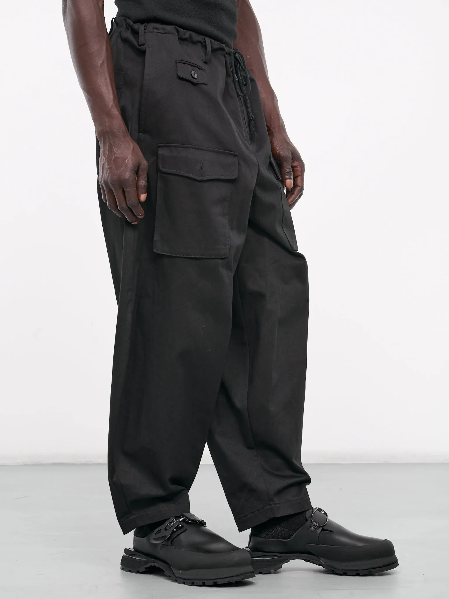 Baggy Drawstring Cargo Trousers (09PT-C-BLACK)