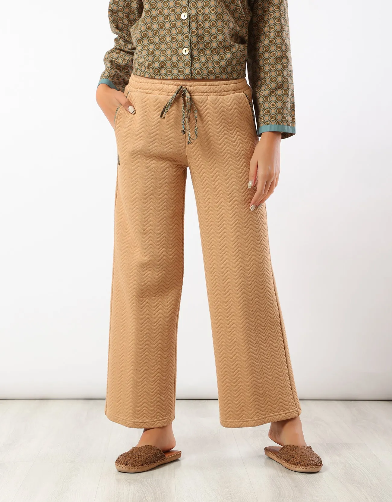 Drawstring quilted pants