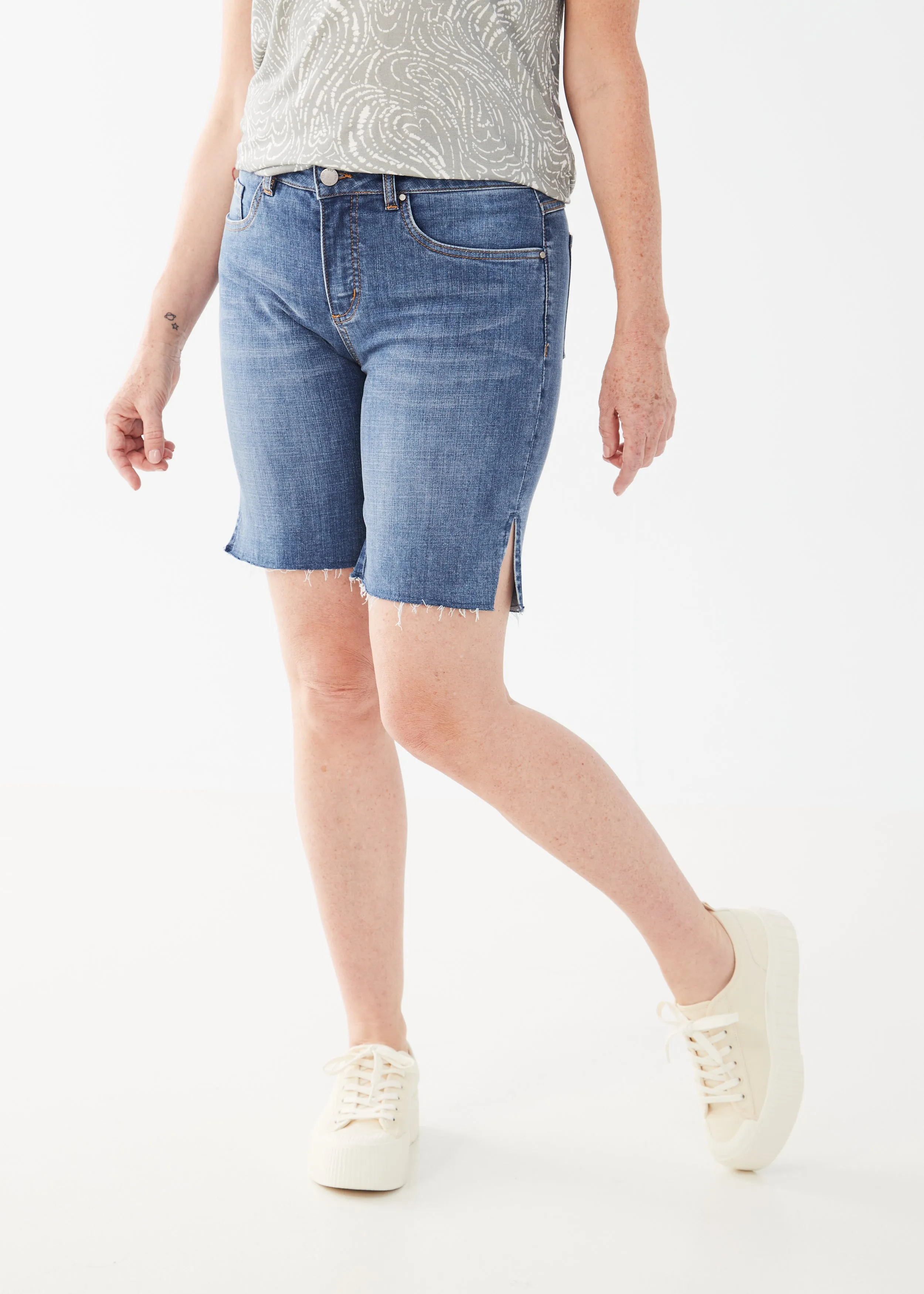 FDJ Olivia Denim Bermuda Short 2383809-MEDWA Medium Wash