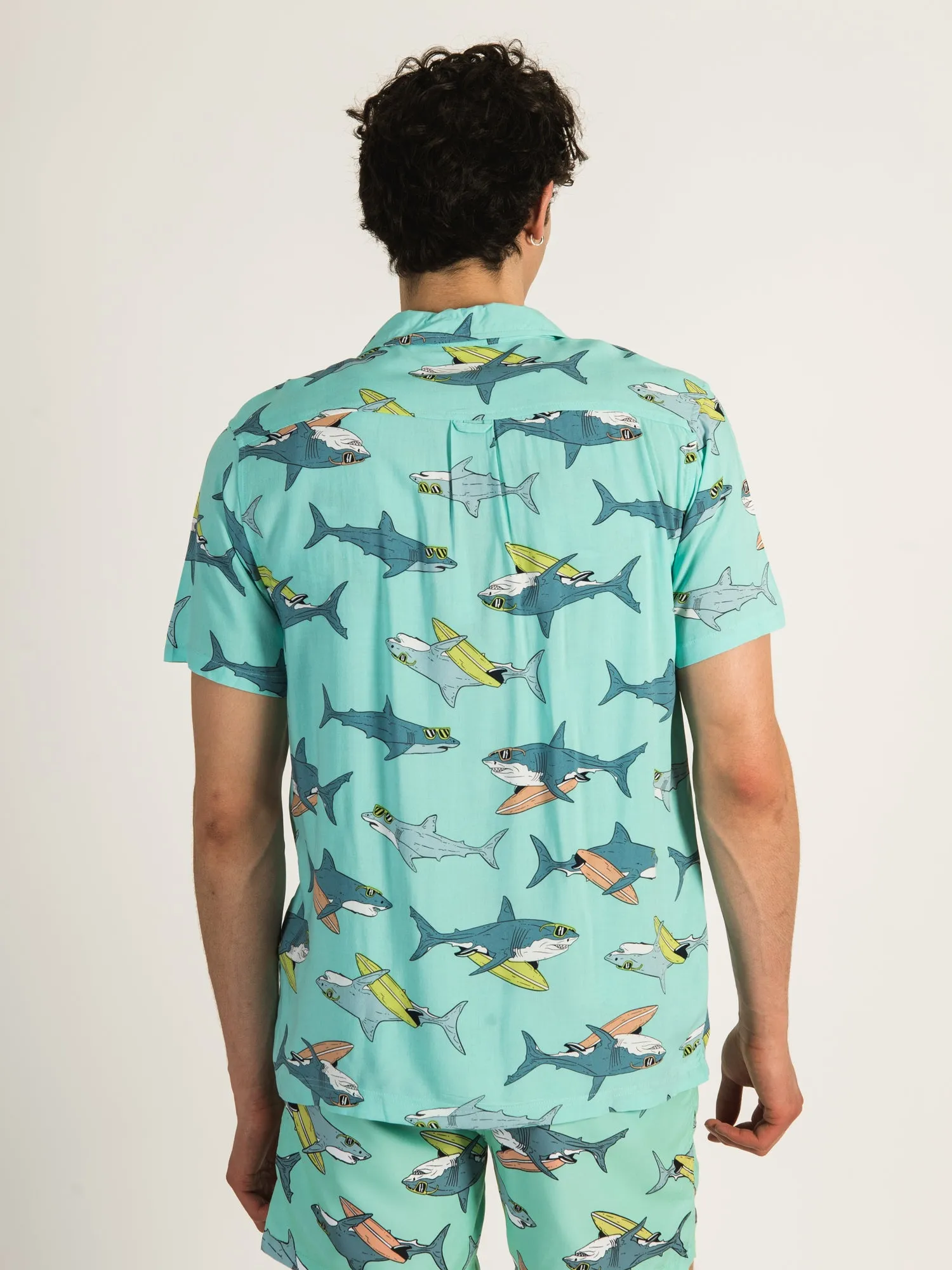 ISLAND HAZE SURFING SHARK WOVEN  - CLEARANCE