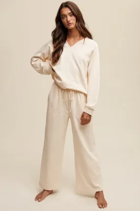 V-neck Sweatshirt and Pants Set in Cream